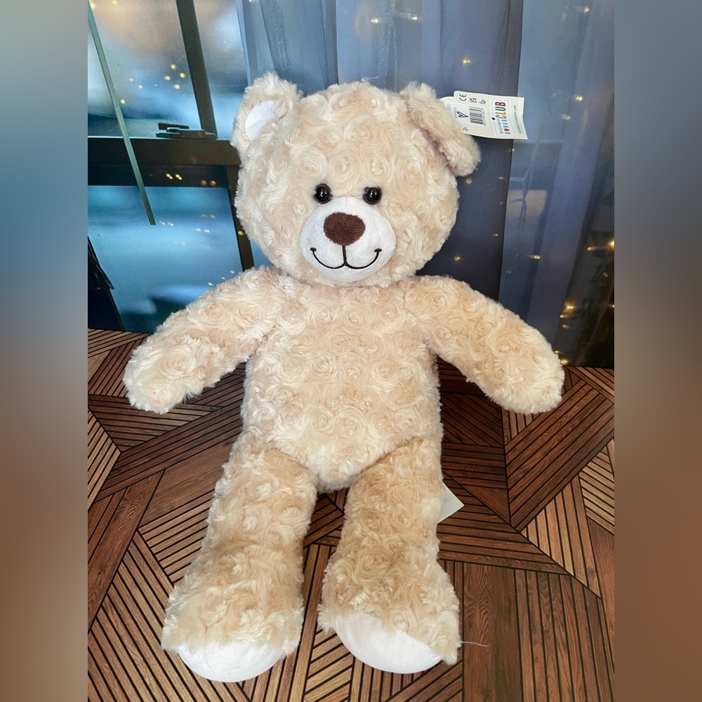 NWT Happy Hugs Build-A-Bear (has heartbeat)